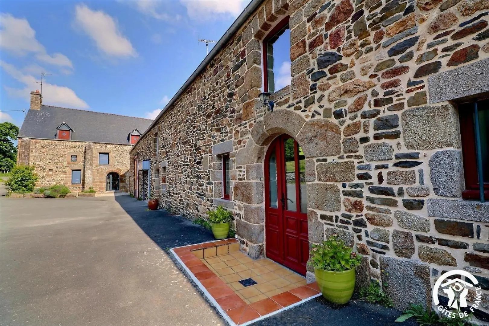 La Ferme De La Begossiere Bed & Breakfast Roz-sur-Couesnon 0*,  France