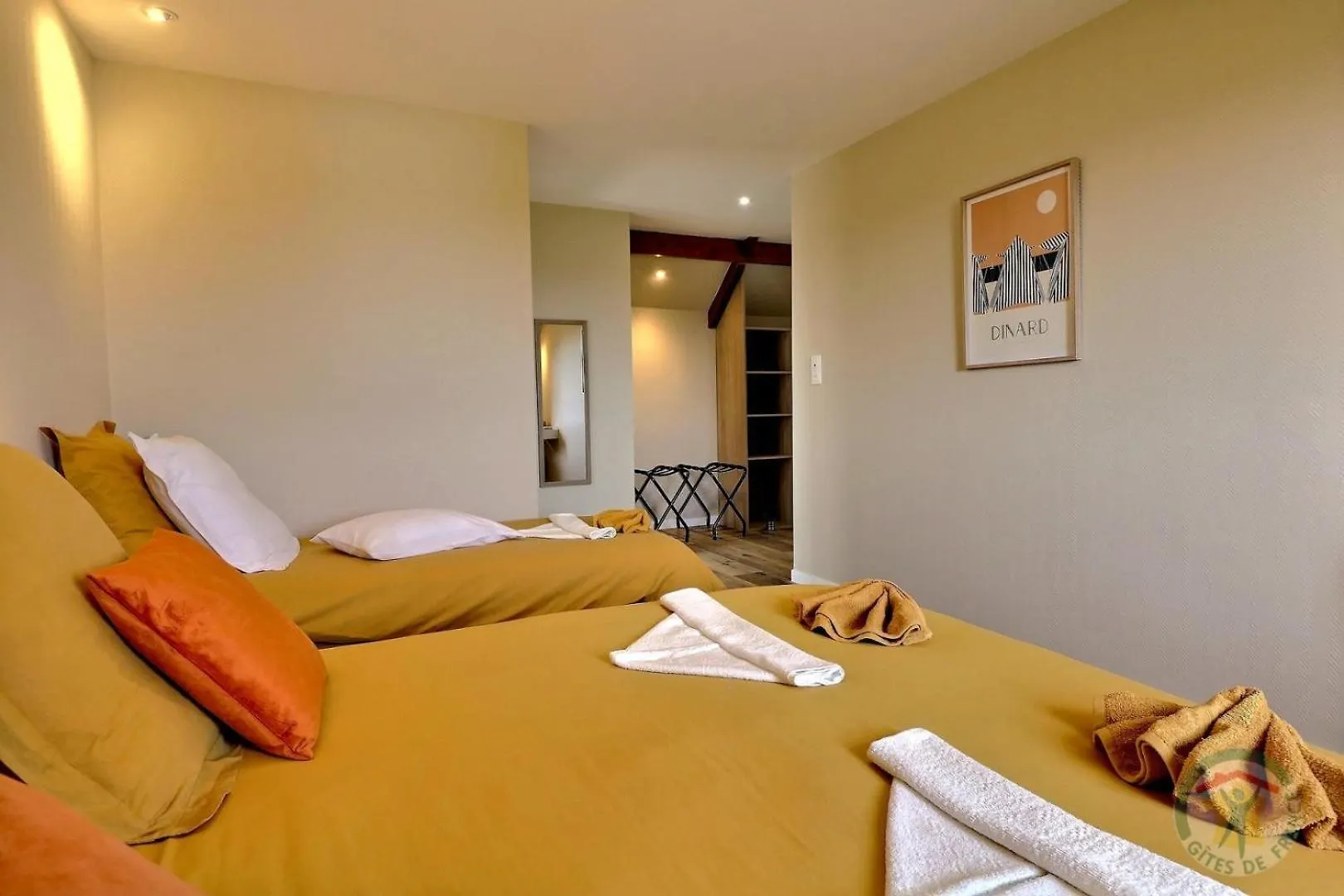 La Ferme De La Begossiere Bed & Breakfast Roz-sur-Couesnon France