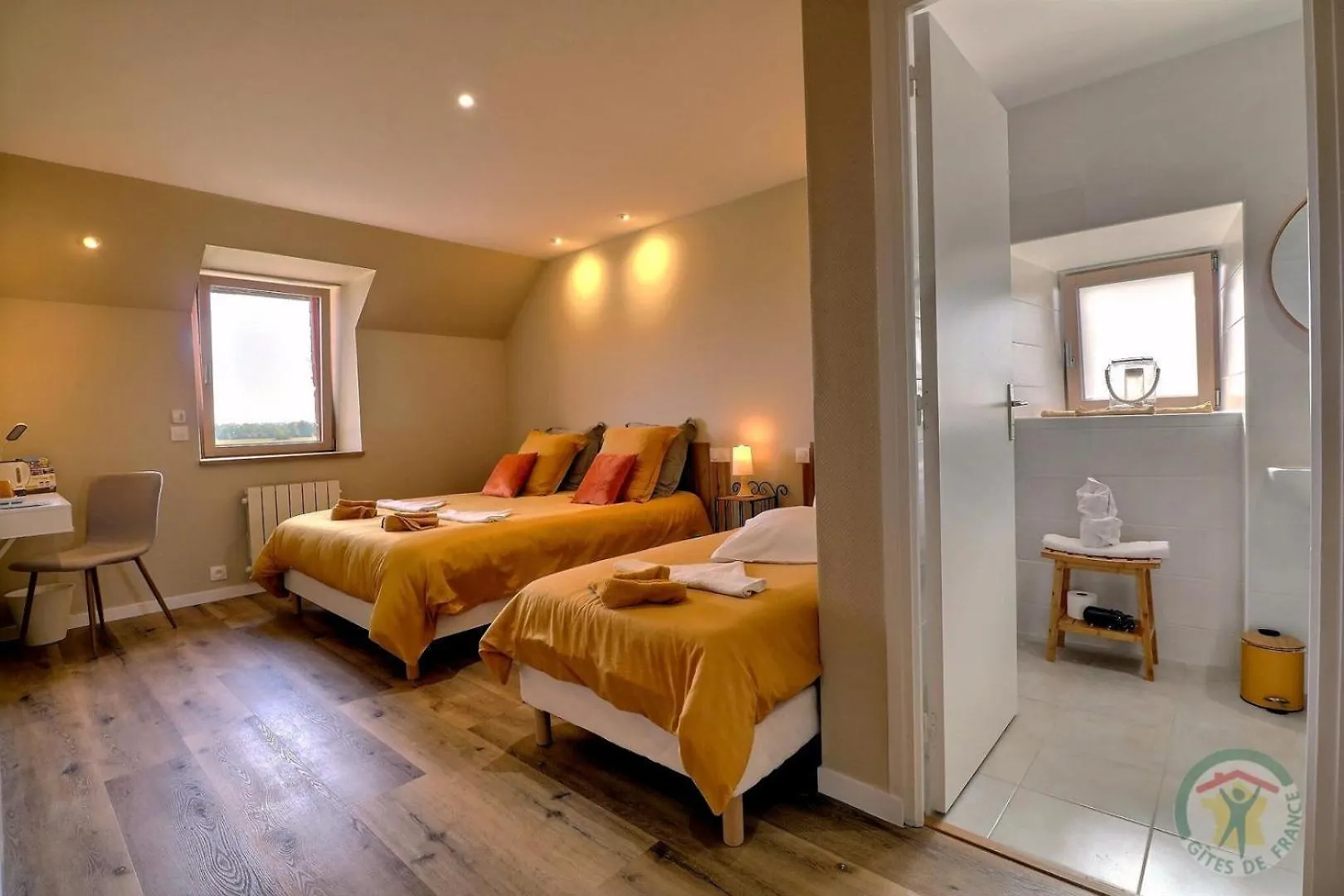 La Ferme De La Begossiere Bed & Breakfast Roz-sur-Couesnon 0*,