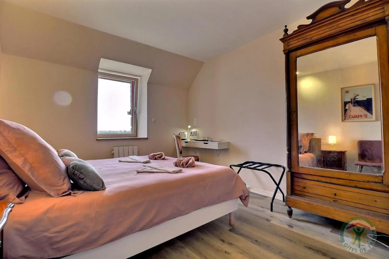 La Ferme De La Begossiere Bed & Breakfast Roz-sur-Couesnon 0*,